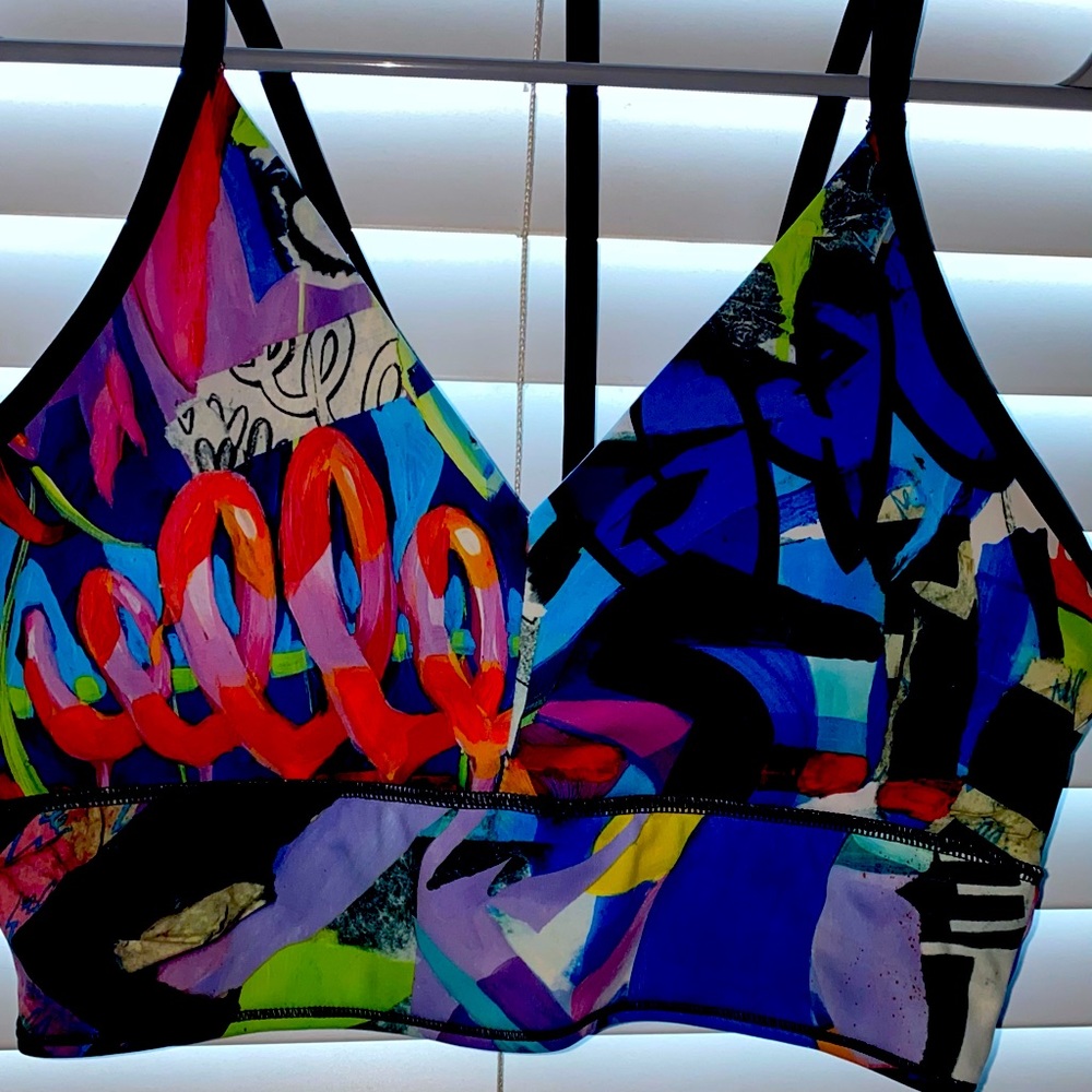 Sports bra
